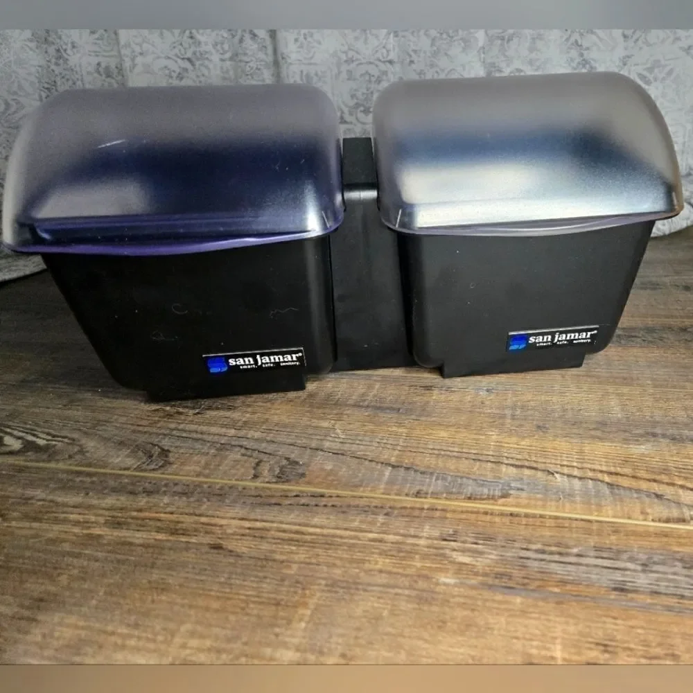 The San Jamar 1 qt Mini Dome Garnish Center - double (two put together)